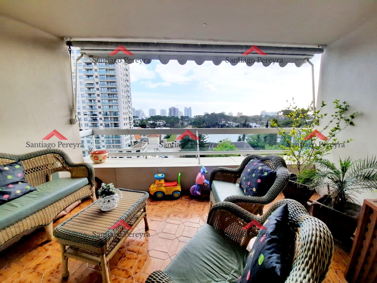 Apartamento ID.5015 - Apartamento en venta en Punta Del Este 