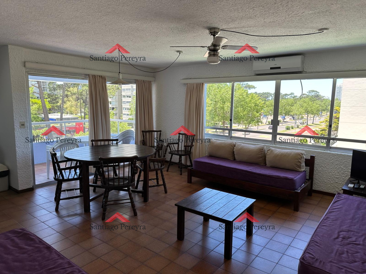 Apartamento ID.15808 - Dos dormitorios en venta Roosevelt