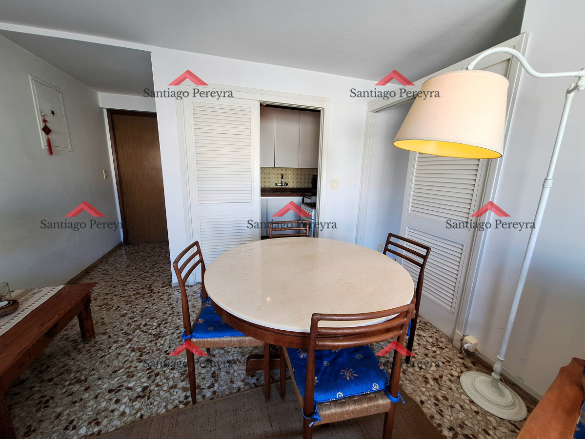 Apartamento ID.16011 - Apartamento en venta de un dormitorio con garaje
