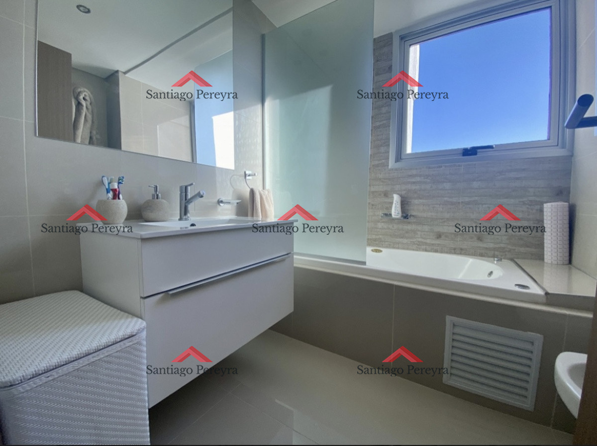 Apartamento ID.17015 - APARTAMENTO EN VENTA 2 DORMITORIOS Y DEP - TERRAZA CON PARRILLERO 