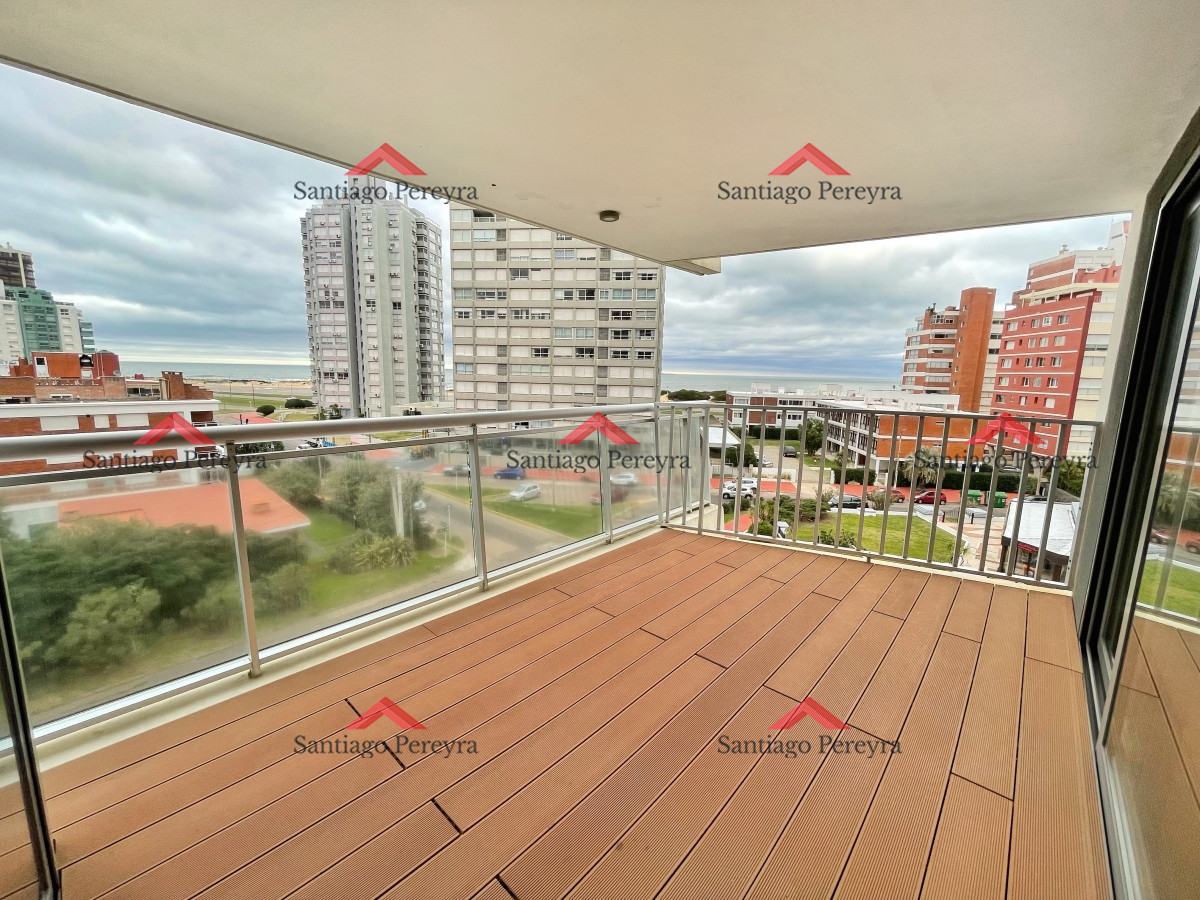Apartamento ID.10153 - Apartamento a pasos de playa brava, 2 dormitorios