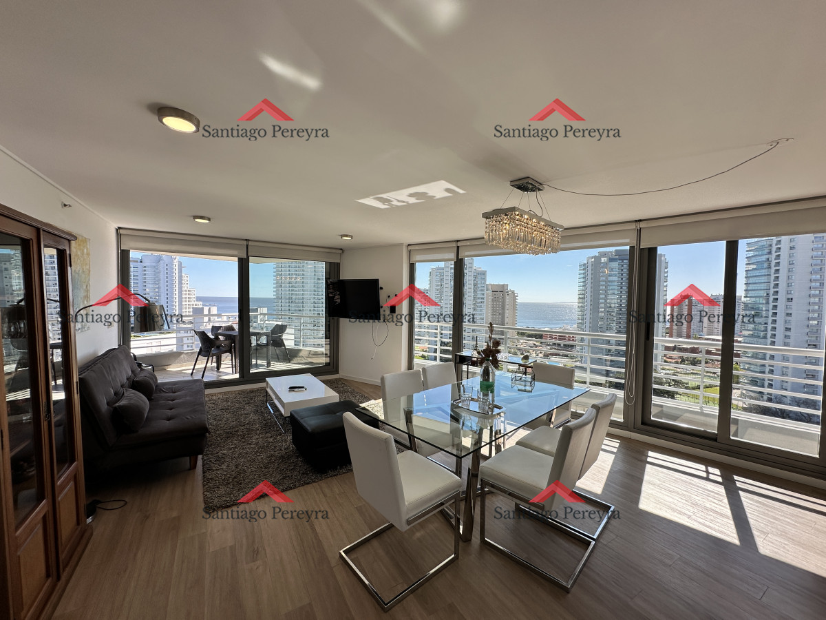 Apartamento ID.16377 - Dos dormitorios en venta con vista a playa mansa