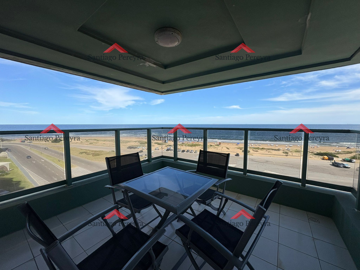 Apartamento ID.15822 - Primera linea 3 dormitorios y dependencia
