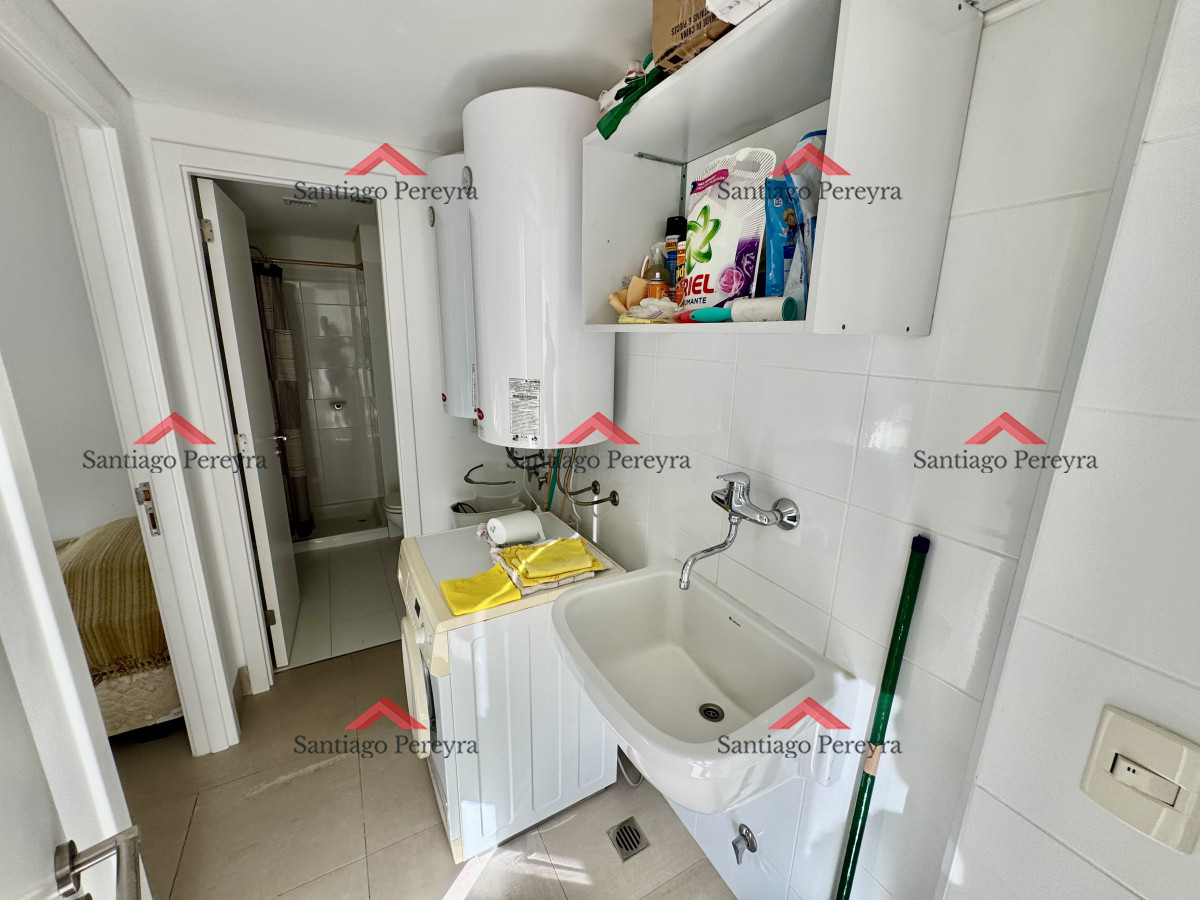 Apartamento ID.16058 - LE PARC en venta, hermosa planta de 2 dormitorios + dependencia