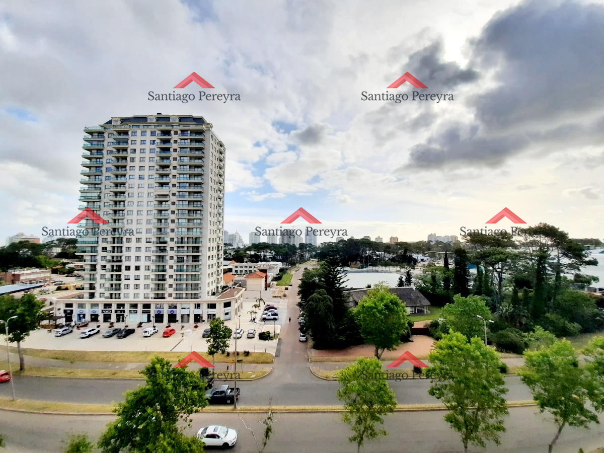 Apartamento ID.5015 - Apartamento en venta en Punta Del Este 
