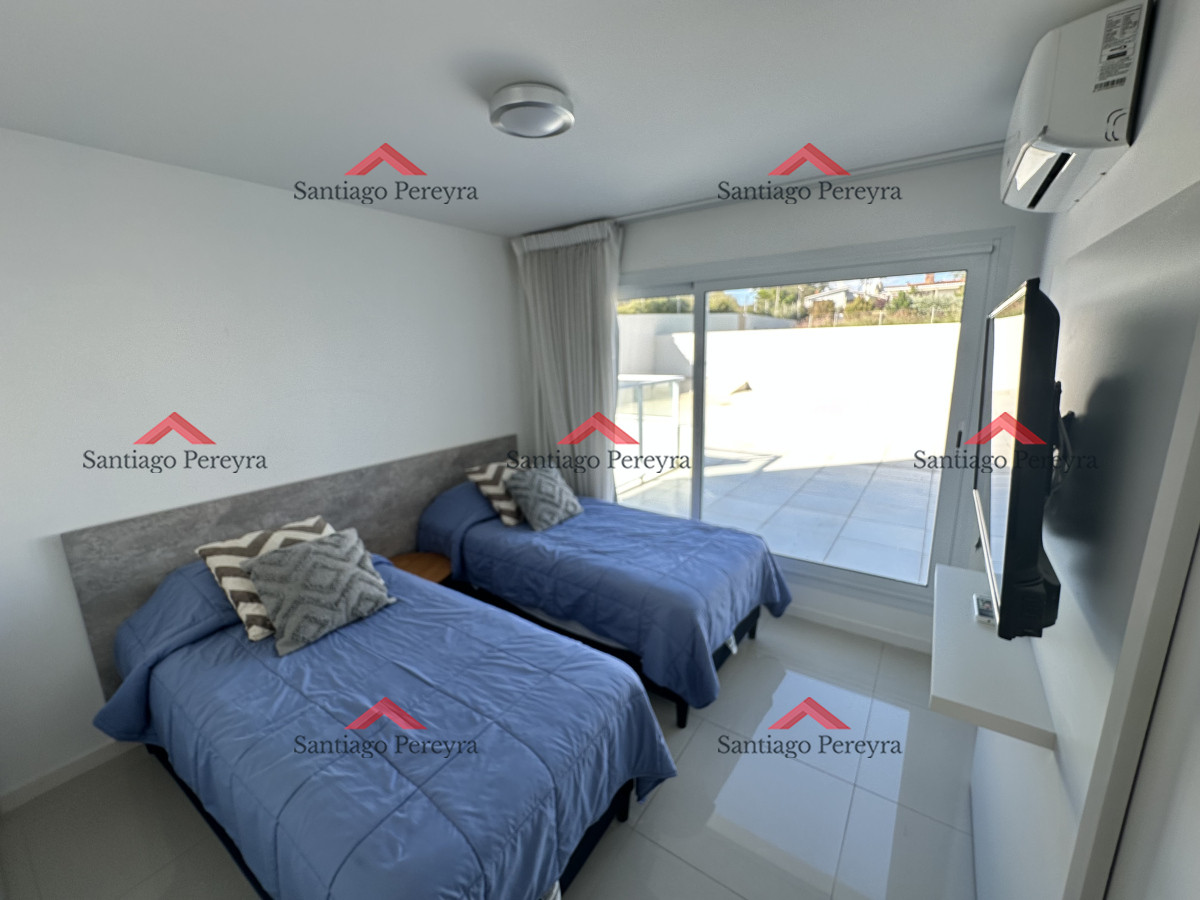 Apartamento ID.15750 - Hermoso apartamento con amplia terraza propia y patio propio