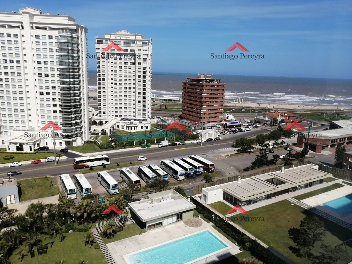 Apartamento ID.837 - Amplio apartamento frente al mar 