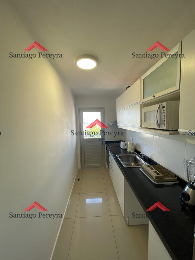 EN VENTA APARTAMENTO TRES DORMITORIO - GoPunta - Portal Inmobiliario de Punta del Este - Maldonado