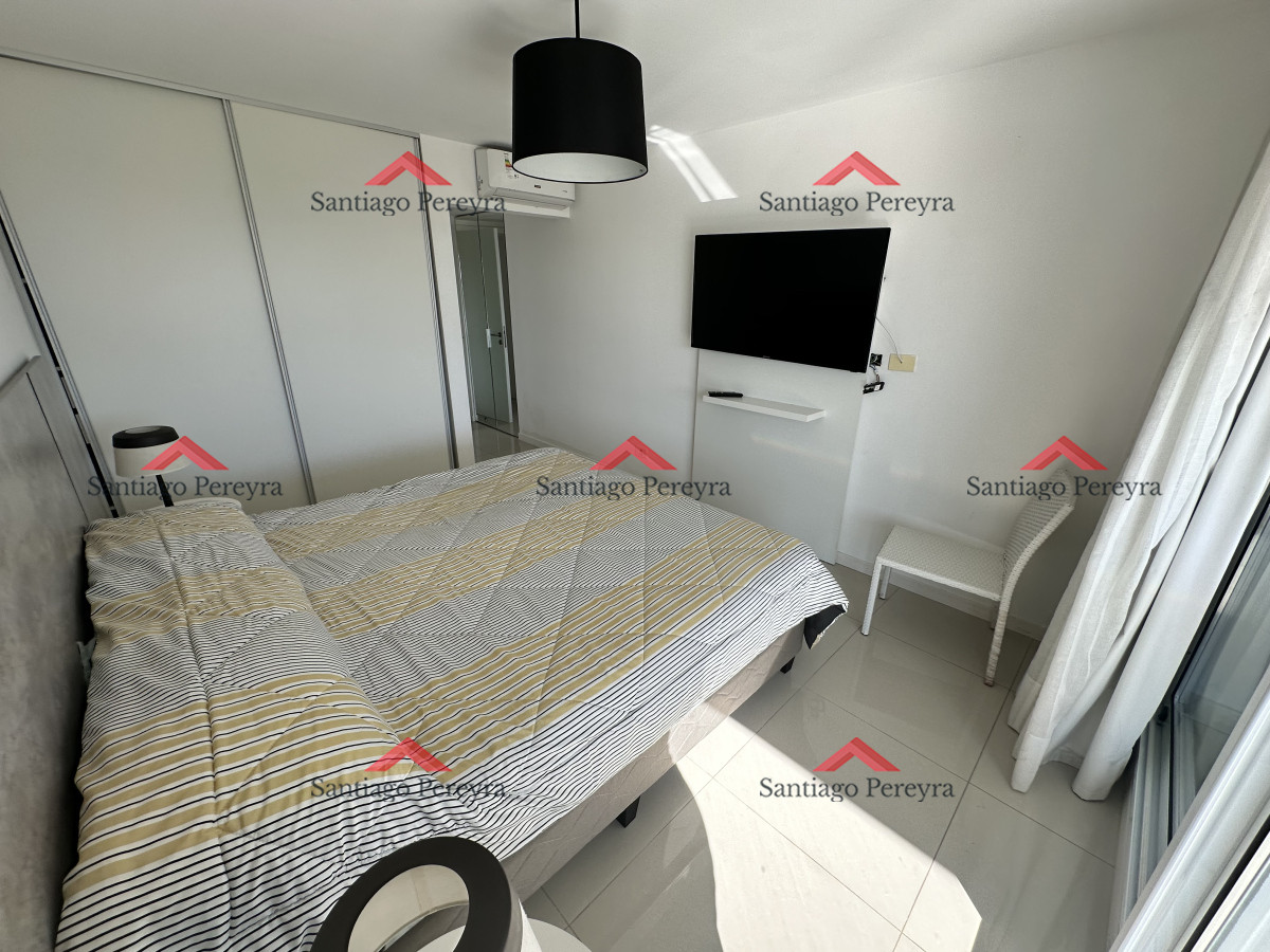 Apartamento ID.15750 - Hermoso apartamento con amplia terraza propia y patio propio