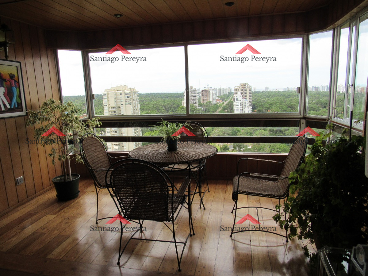 Apartamento ID.5149 - Apartamento amplio, ideal para vivir todo el año