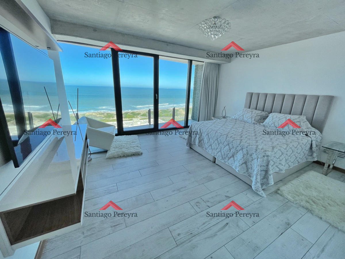 Apartamento ID.14389 - En alquiler, inigualable vista, 3 dormitorios en suite con amplia terraza, moderno, amplio y con todos los servicios, a pasos del mar