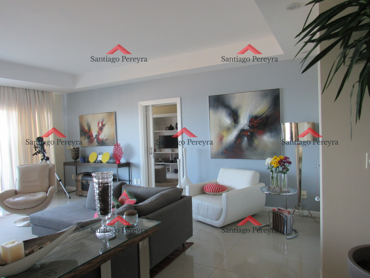 Apartamento ID.3300 - Espectacular Pent House primera linea de lujo en venta, piscina propia, 5 garages, barbacoa