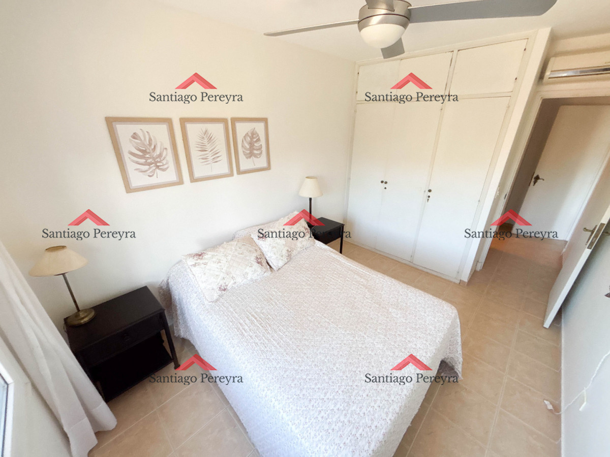 Apartamento ID.6982 - Pent House a una cuadra de la playa mansa con barbacoa propia y tres cocheras 