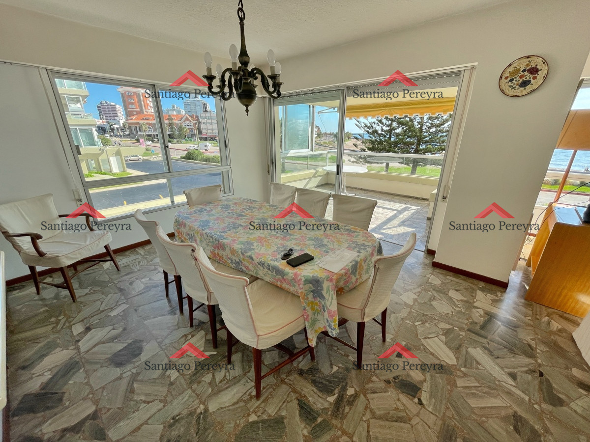 Apartamento ID.14036 - Apartamento primera linea en venta, 3 dormitorios y dependencia en edificio icónico, con vista despejada a la isla y excelentes amenities