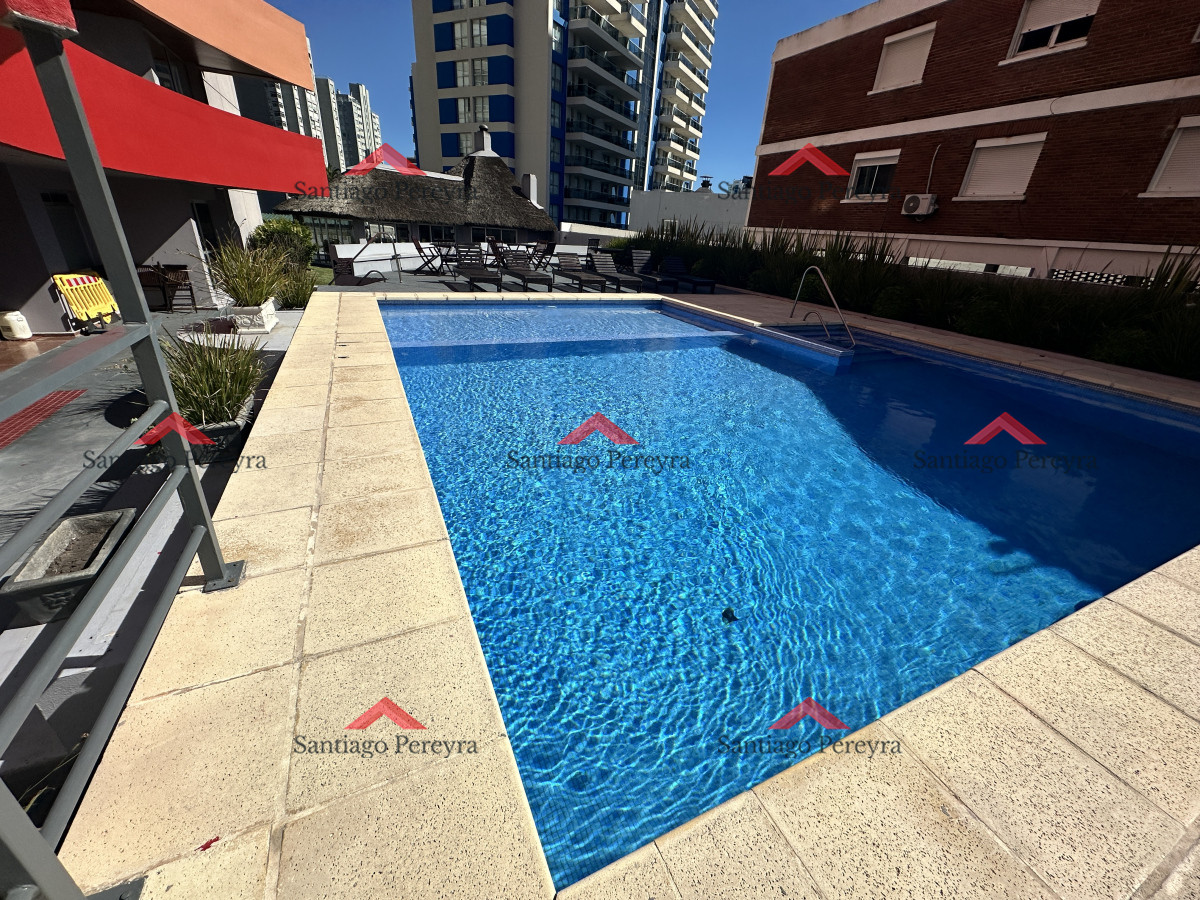 Apartamento ID.16177 - Apartamento de 2 dormitorios y dependencia en brava a metros del mar 
