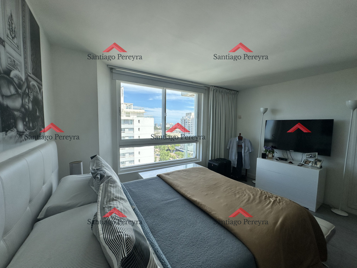 Apartamento ID.15751 - Apartamento en venta de dos dormitorios con garaje en Roosevelt