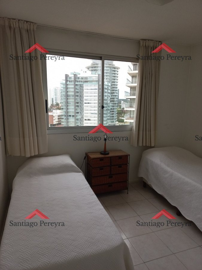Apartamento ID.15675 - Apartamento de 2 dormitorios a pasos del mar