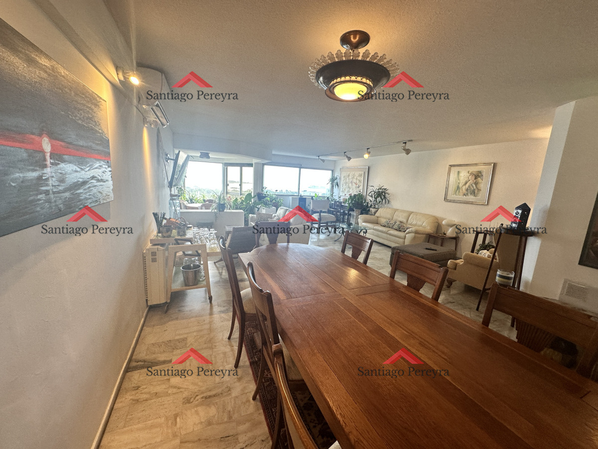 Apartamento ID.16045 - Apartamento 3 dormitorios y dependencia en Roosevelt 