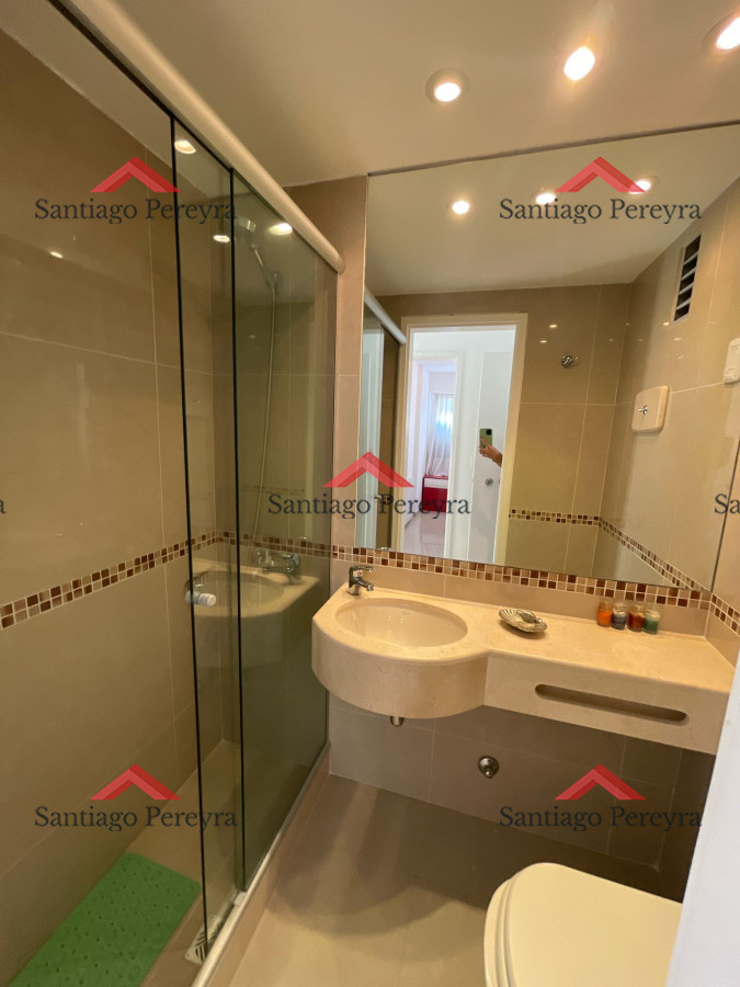 Apartamento ID.16381 - APARTAMENTOESQUINERO CON VISTA PLAYA MANSA Y BRAVA 