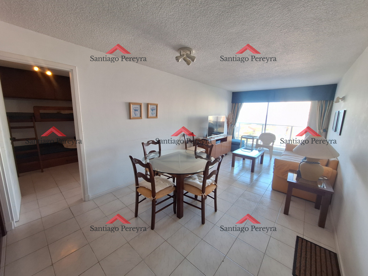 Apartamento ID.16523 - Hermoso y amplio apartamento de 1 dormitorio y medio con vista al mar 