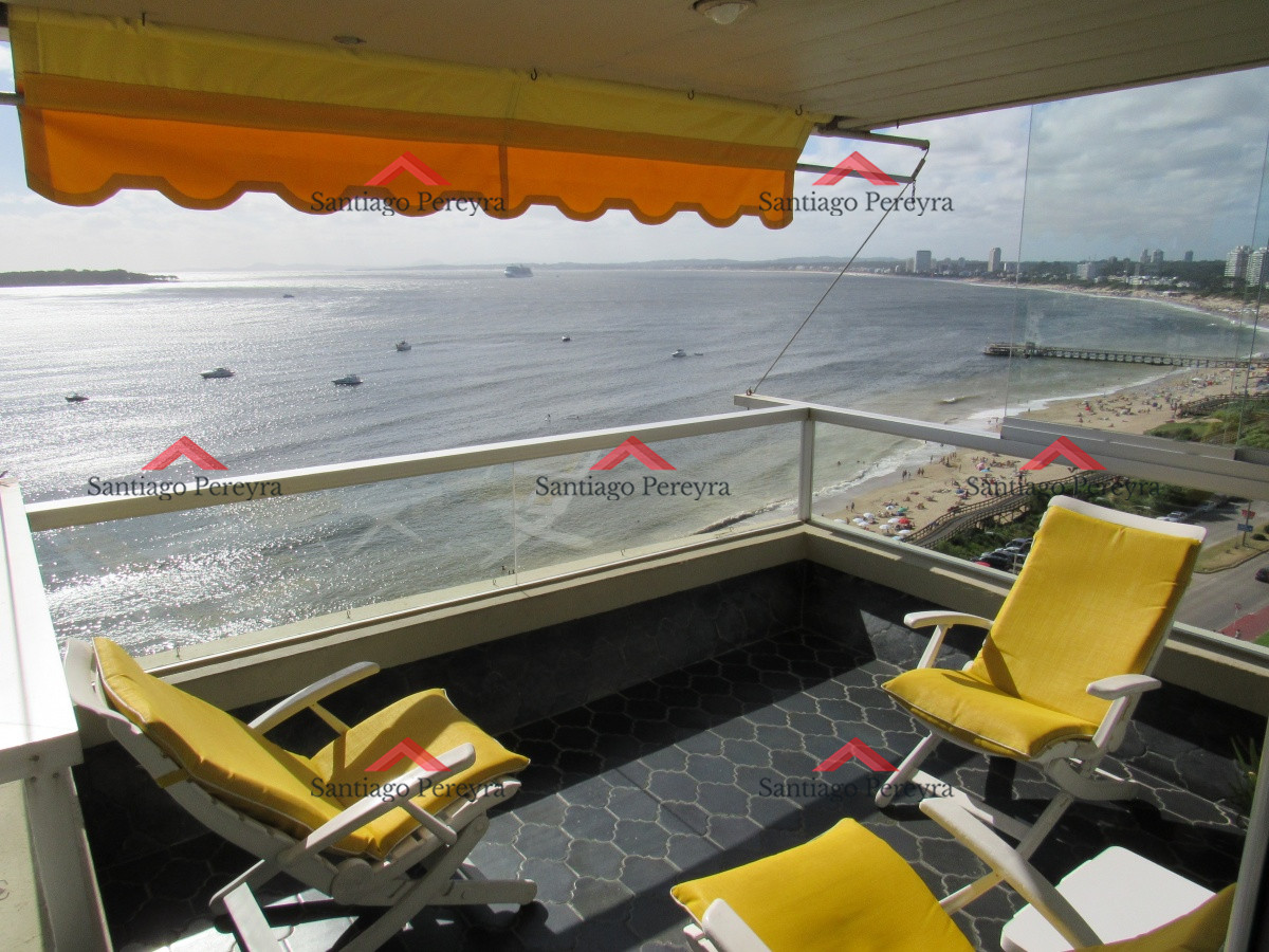 Apartamento ID.837 - Amplio apartamento frente al mar 