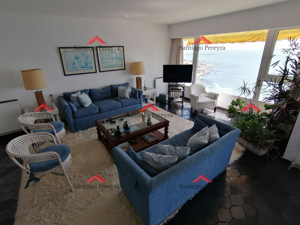 Apartamento ID.837 - Amplio apartamento frente al mar 