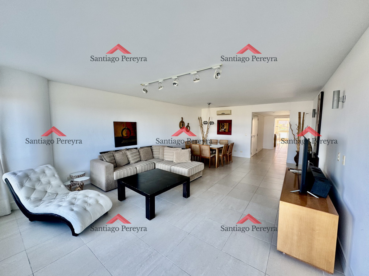 Apartamento ID.15965 - Le Parc 2 dormitorios + dependencia en venta
