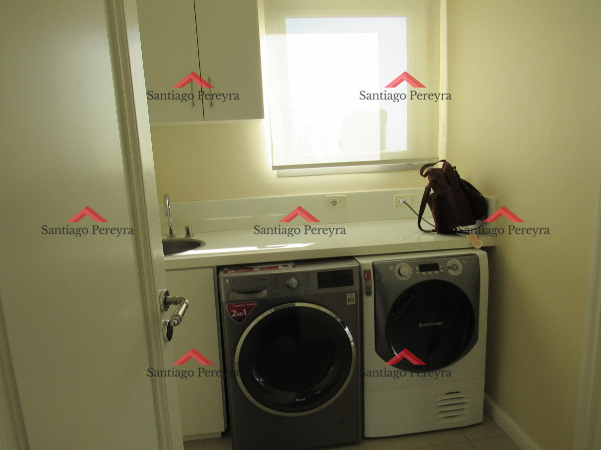 Apartamento ID.3300 - Espectacular Pent House primera linea de lujo en venta, piscina propia, 5 garages, barbacoa