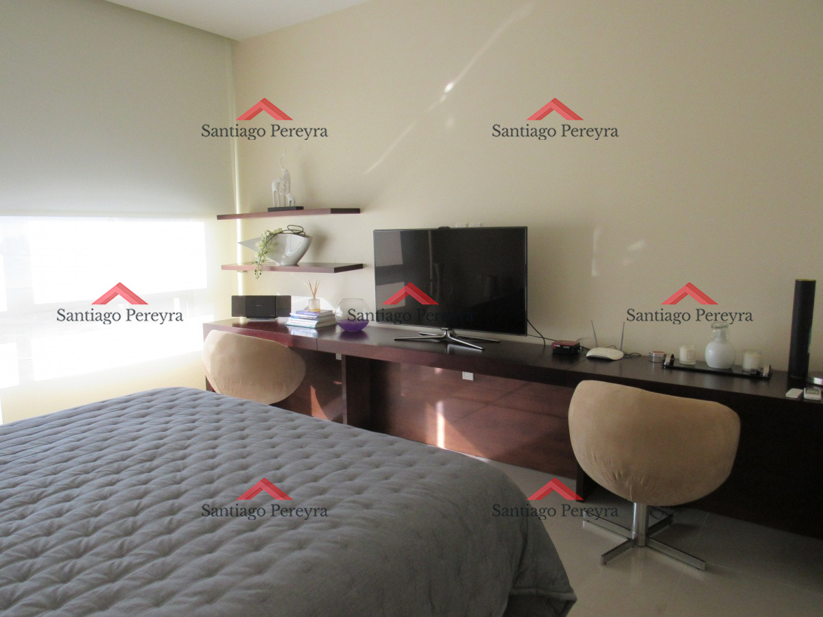 Apartamento ID.3300 - Espectacular Pent House primera linea de lujo en venta, piscina propia, 5 garages, barbacoa