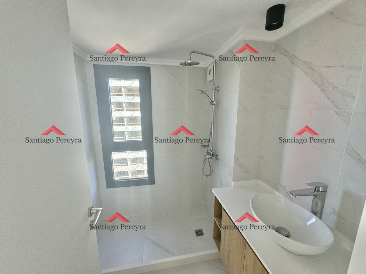 Apartamento ID.15855 - Apartamento de 3 dormitorios 2 baños con vista al mar - a estrenar 