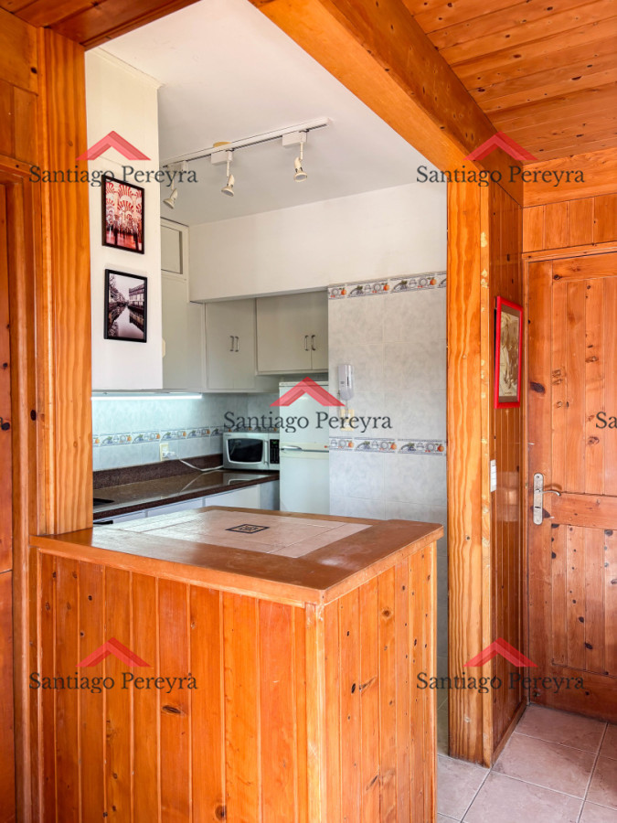 Apartamento ID.6982 - Pent House a una cuadra de la playa mansa con barbacoa propia y tres cocheras 