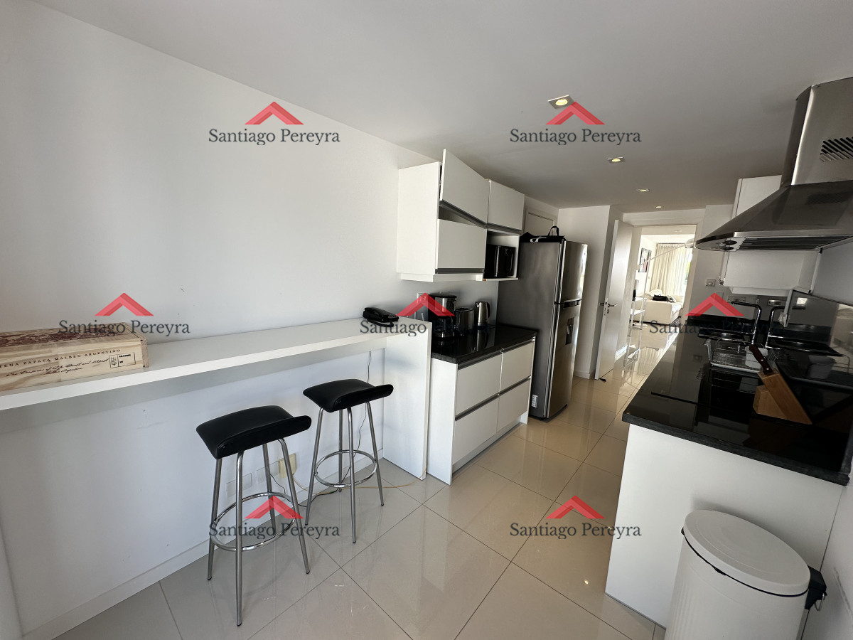 Apartamento ID.15750 - Hermoso apartamento con amplia terraza propia y patio propio