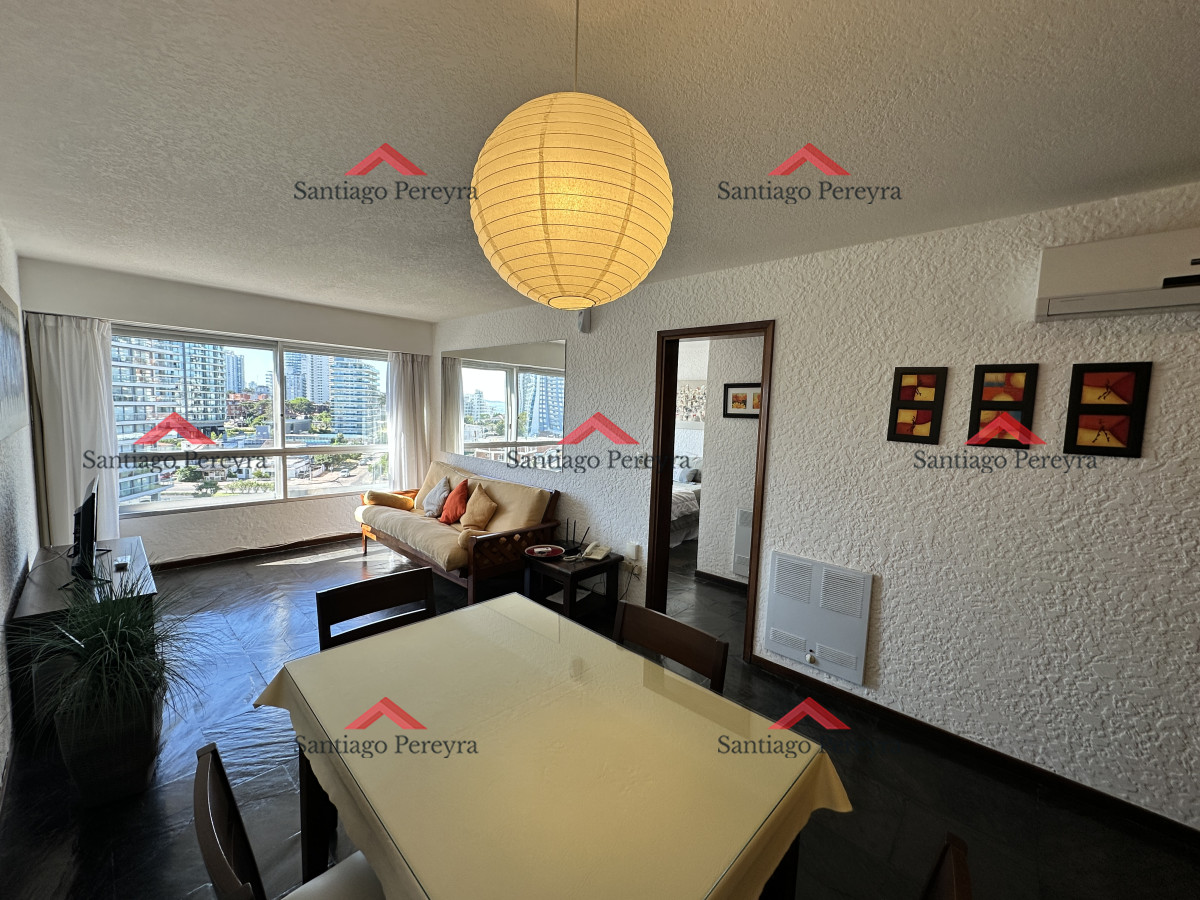 Apartamento ID.2283 - Un dormitorio con garaje y mucho sol