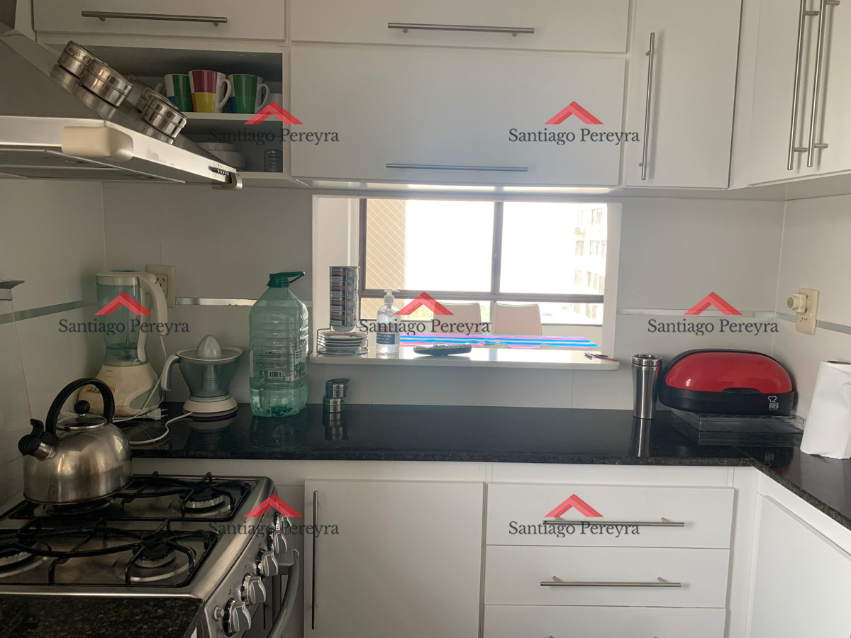 Apartamento ID.2693 - Apartamento en alquiler anual frente al Mar en Playa Brava