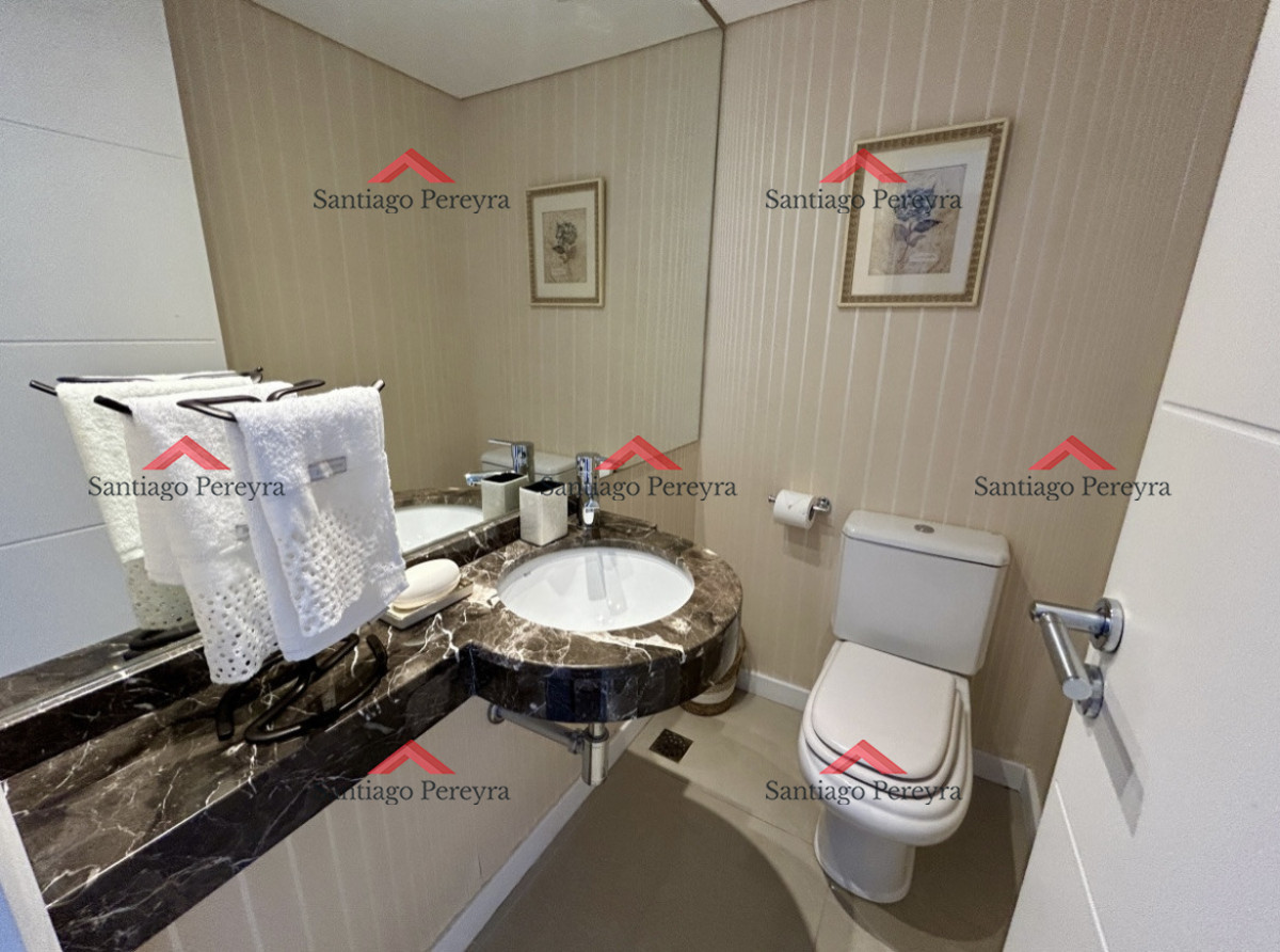 Apartamento ID.16969 - APARTAMENTO EN VENTA 3 DORMITORIOS y DEPENDENCIA-CASINO TOWER