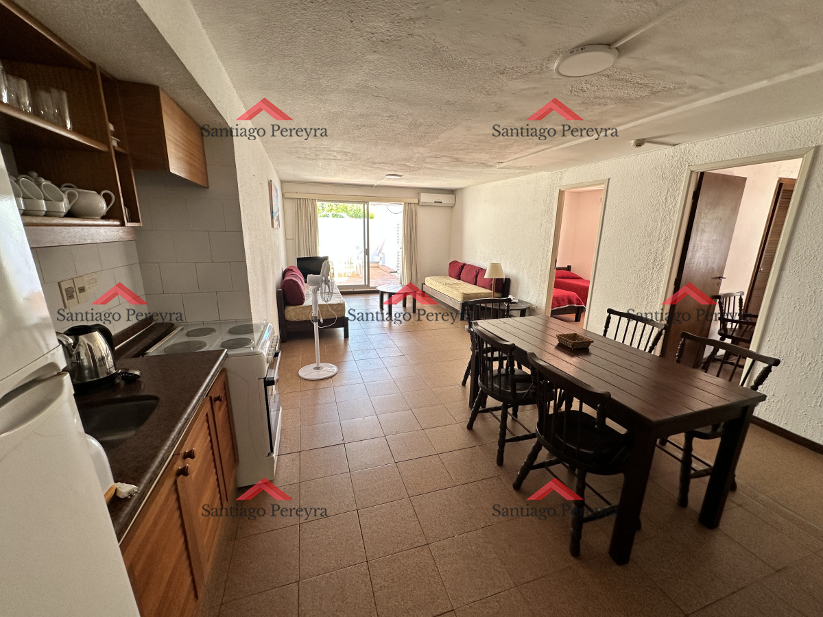Apartamento ID.16010 - Apto 2 dormitorios planta baja en roosevelt