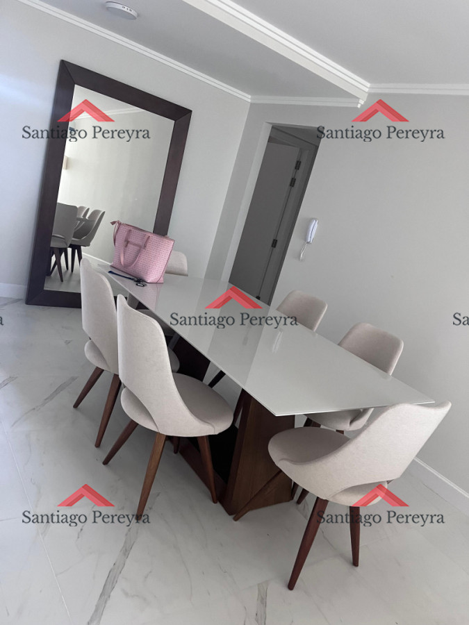 Apartamento ID.16889 - Alquiler anual de dos dormitorios Punta del Este