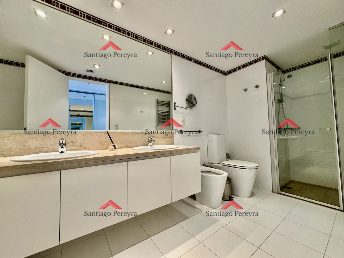 Apartamento ID.16058 - LE PARC en venta, hermosa planta de 2 dormitorios + dependencia