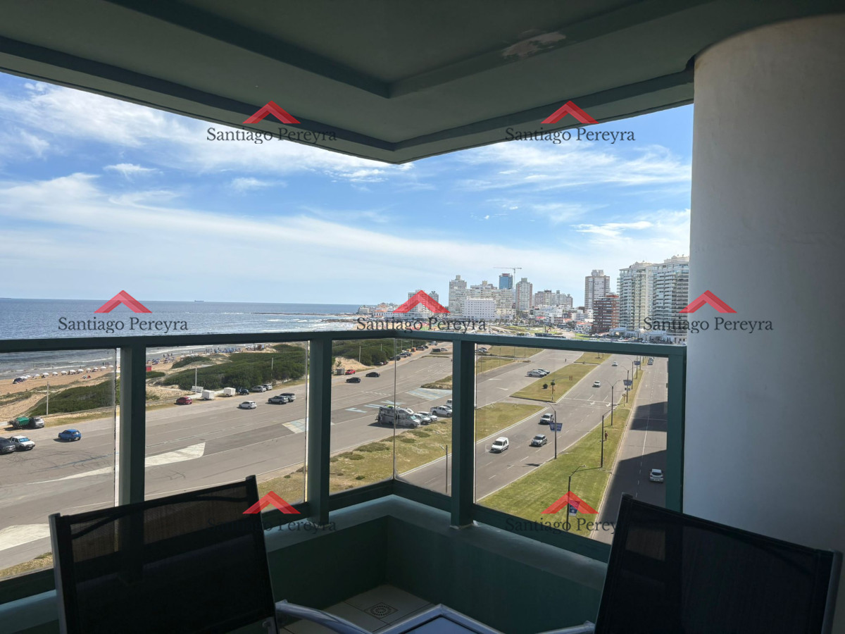 Apartamento ID.15822 - Primera linea 3 dormitorios y dependencia
