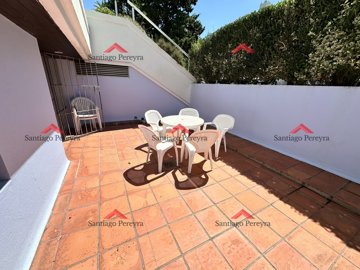 Apartamento ID.16010 - Apto 2 dormitorios planta baja en roosevelt