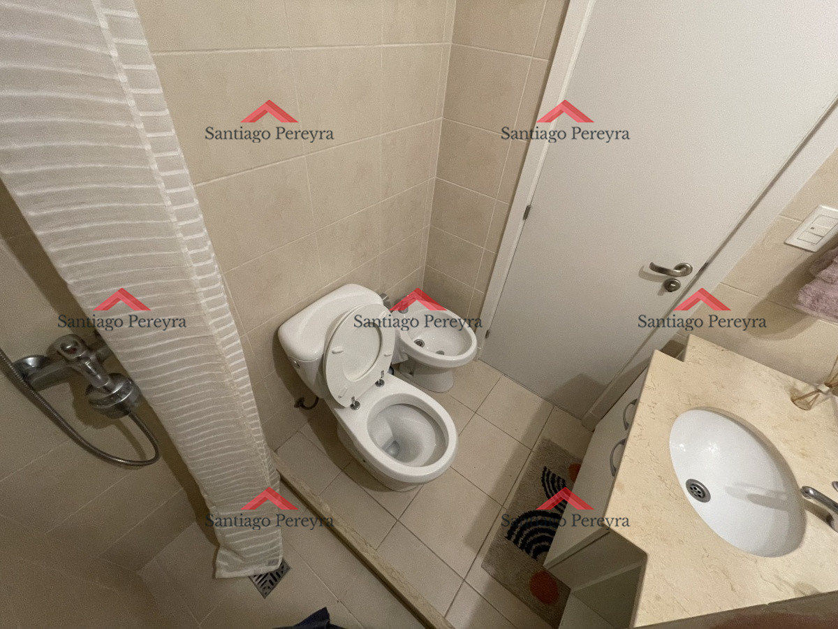Apartamento ID.14018 - Penthouse con hermosa vista en venta, 3 dormitorios, cocina definida y lavadero, excelentes amenities y vista a amplia a la mansa