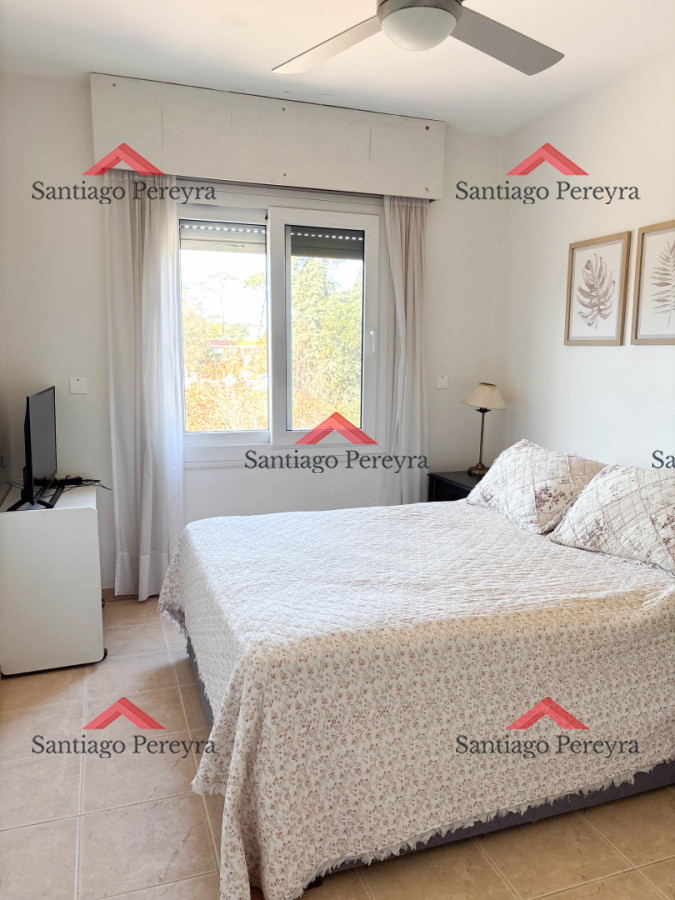 Apartamento ID.6982 - Pent House a una cuadra de la playa mansa con barbacoa propia y tres cocheras 