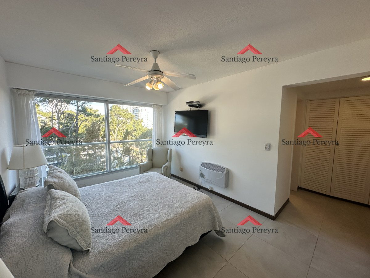 Apartamento ID.17135 - Apartamento en venta de dos dormitorios con garaje listo para entrar