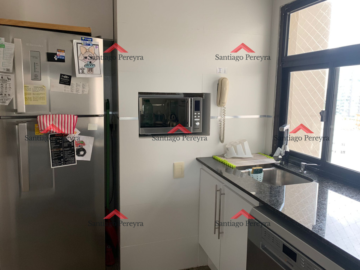 Apartamento ID.2693 - Apartamento en alquiler anual frente al Mar en Playa Brava