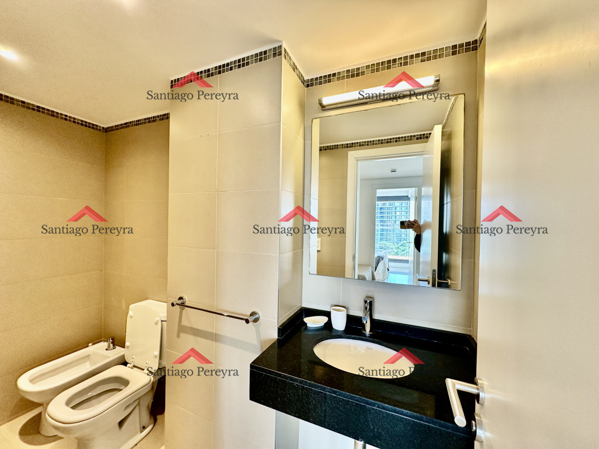 Apartamento ID.16659 - Hermoso apartamento en venta de 1 dormitorio y medio a pasos del mar!!!