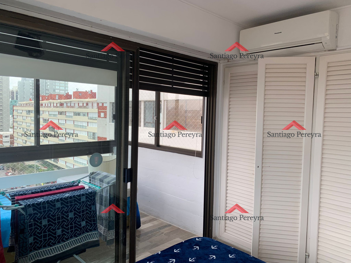 Apartamento ID.2693 - Apartamento en alquiler anual frente al Mar en Playa Brava