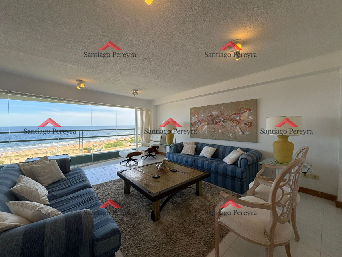 Apartamento ID.15822 - Primera linea 3 dormitorios y dependencia