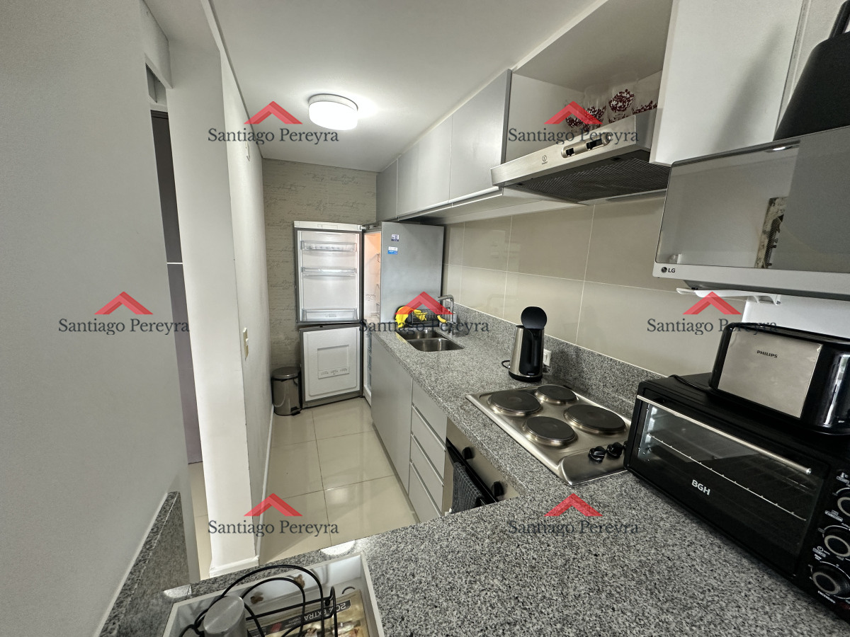 Apartamento ID.15828 - Apartamento de 2 dormitorios con amplia terraza