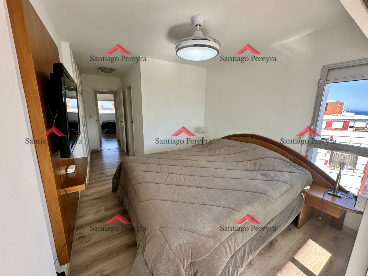 Apartamento ID.1732 - Tres dormitorios en venta con doble garaje