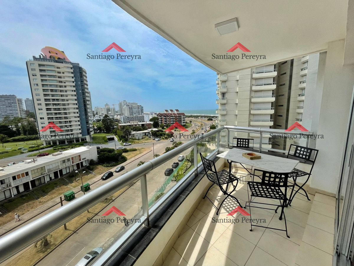 Apartamento ID.1768 - Moderno apartamento en venta a pasos de la playa 2 dormitorios 2 baños cocina con lavadero balcon y amenities